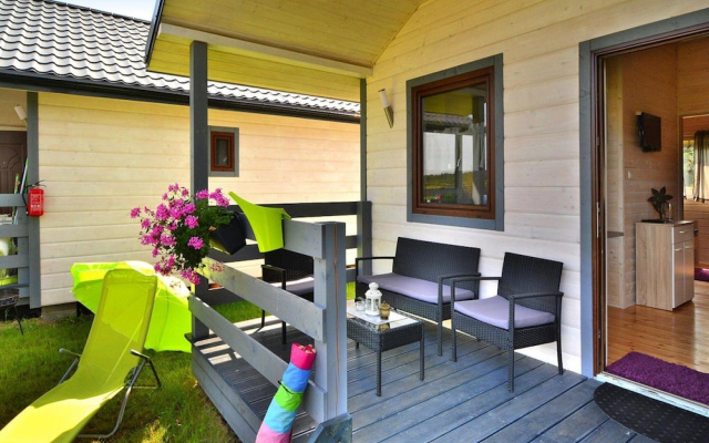Holiday Homes With Pool and Jacuzzi