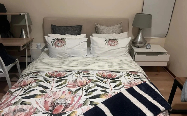 3 bed Cluster Home in Sandton