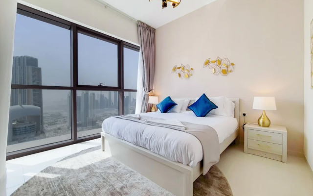 GreenFuture - High-Rise Sleek Studio With Panoramic City Views