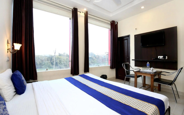 OYO 3004 hotel royal orbit