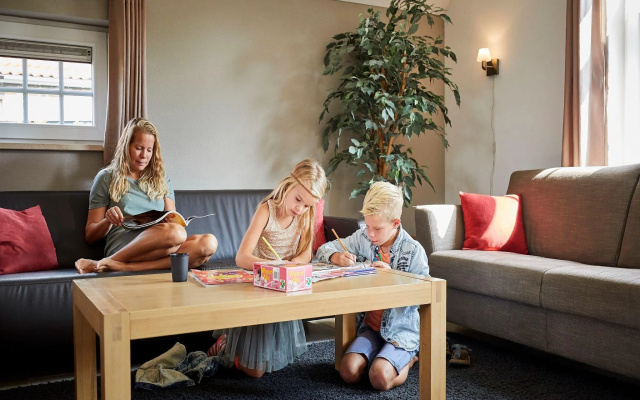 Nice, child-friendly villa with a sauna in Limburg