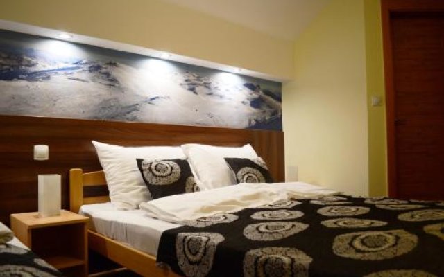 Guesthouse Lucic in Jahorina, Bosnia and Herzegovina from 163$, photos, reviews - zenhotels.com hotel front