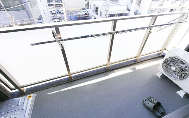 Mina Aoi Apartment