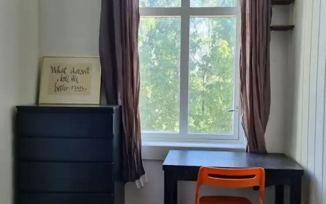 S12 2nd Floor Room in Elegant Apartment