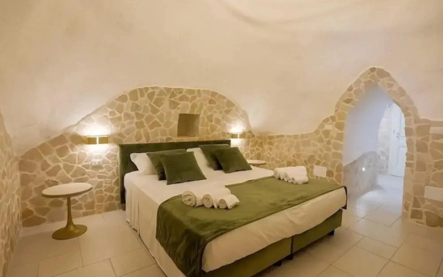 Grotta Saracena