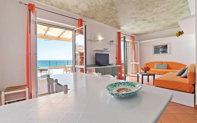 Cosy Apartment in Villammare with Sea view