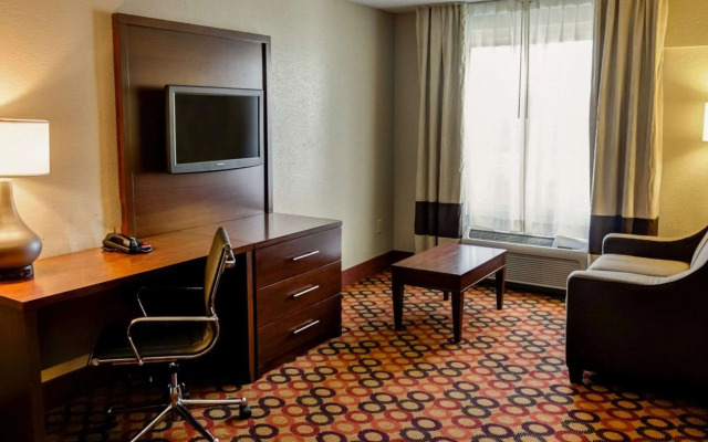 Charlotte Suites