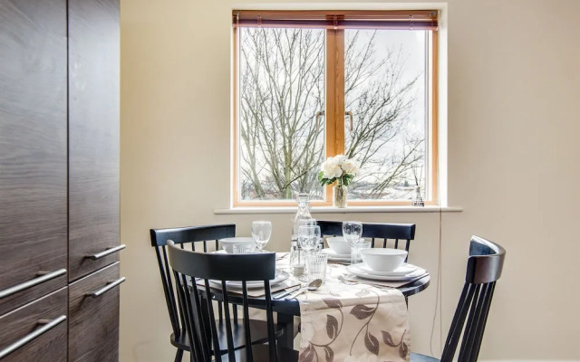 Mica Point City Centre Apartment