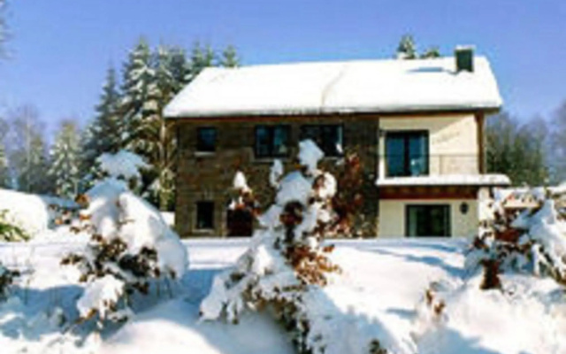 Attractive Holiday Home in Xhoffraix with Barbecue