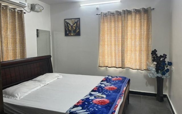 Premium 2BHK• Clean & Central • Walk to IT Hub