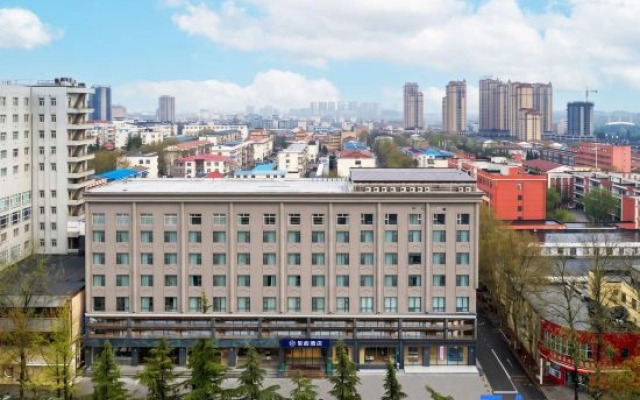 Starway Hotel (Jincheng Zezhou Road Xinfengzhan)