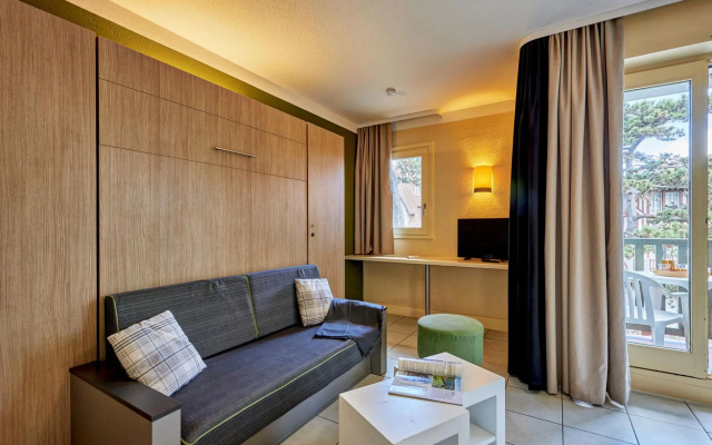 Studio in Deauville Near the Beach