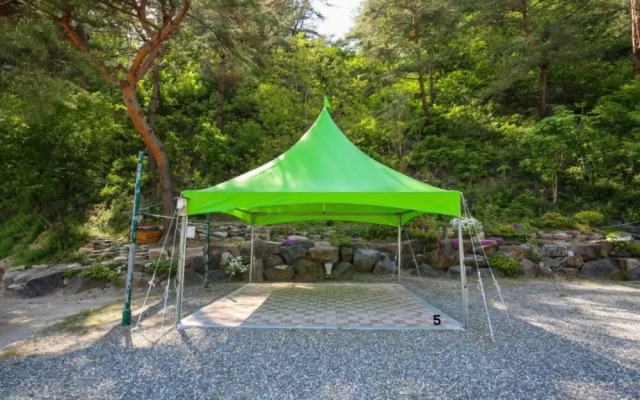 Yangpyeong Adeulbawi Pension(양평 아들바위펜션)