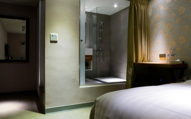 Urtrip Hotel