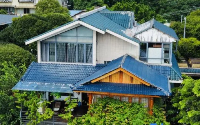 Woodland Streamside Homestay Gathering Retreat