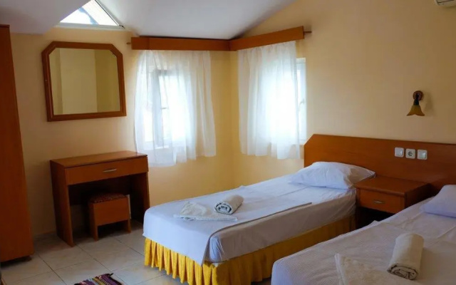 Amanda Hotel