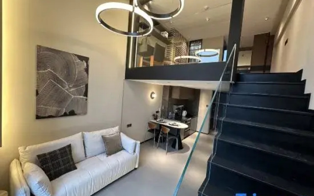 Linyun Mountain Residence Homestay (Zhongjian Zhixing Binjiang Plaza)