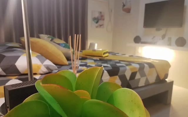 Cozy Studios at The Beacon Makati