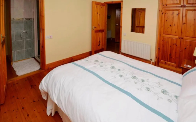 Cottage 108 - Cleggan