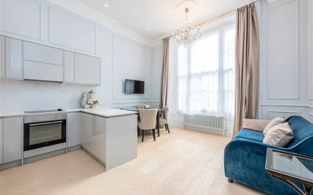 Stunning 1 Bed Garden Apartment next to Hyde park