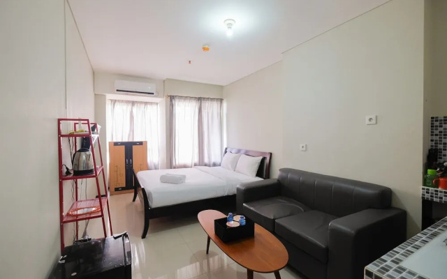 Garden View Studio at Nifarro Park Apartment