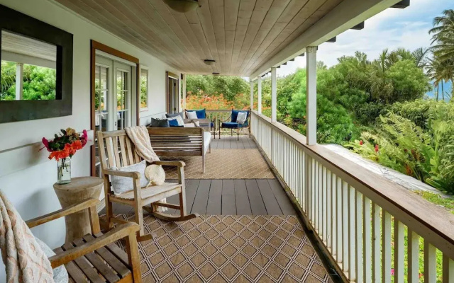 Paia Inn