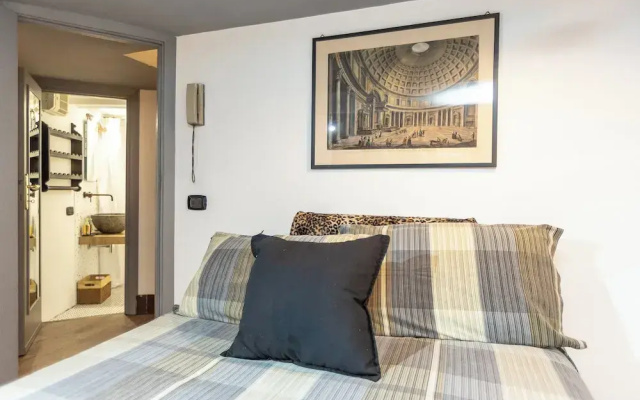 Rental in Rome Pantheon Apartment