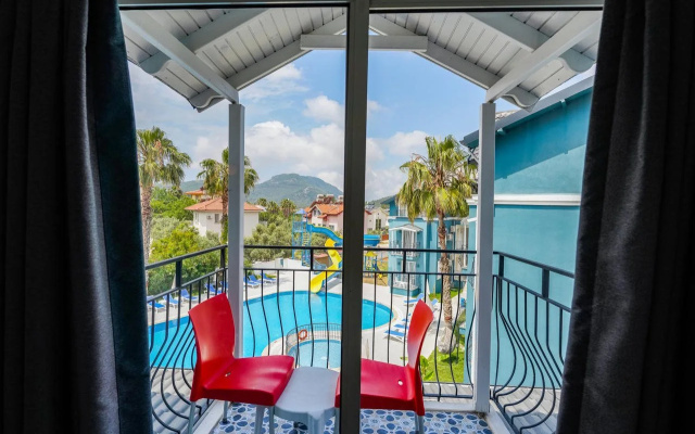Blue Pearl Aparthotel