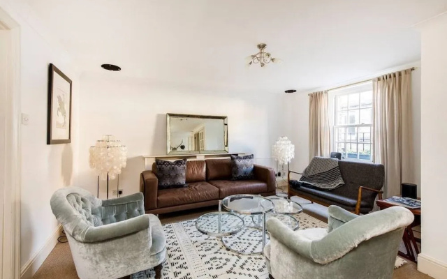 2 Bed Apartment, Notting Hill