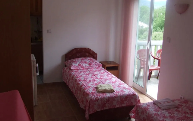 Apartments Lazović