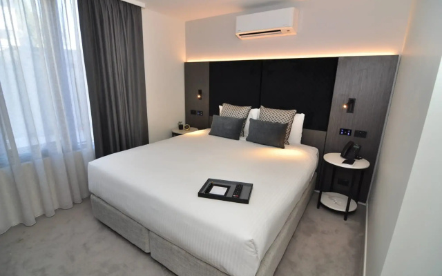 Deco Hotel