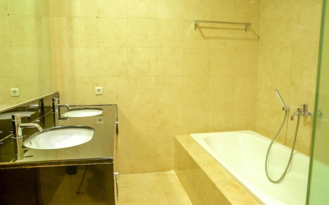 3 Bedrooms at Apartment Sudirman Residence by Travelio