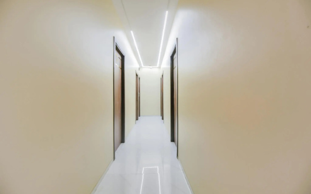 OYO 79617 Hotel Ahlan International