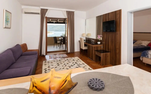 Apartments Villa Kresic