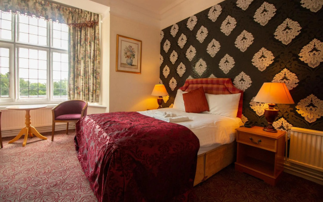 Westone Manor Hotel