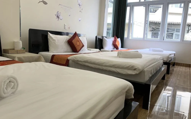 Moon Light Hostel