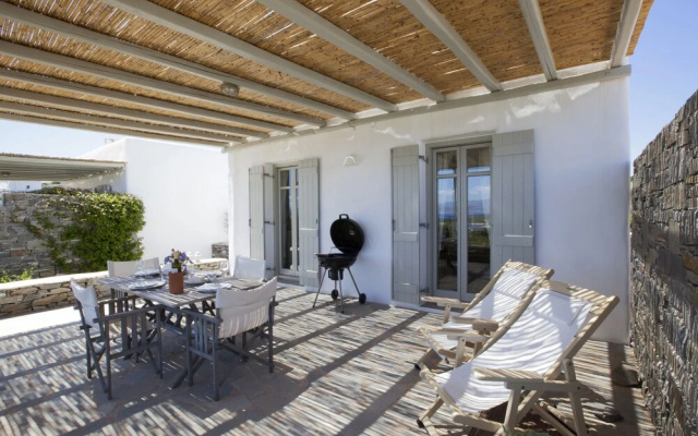 Idyllic Holiday Villa Gardenview Nr Beach by VillaRentalsgr