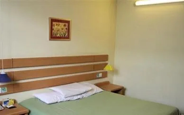 Home Inn Bangbu Huaihe Lu