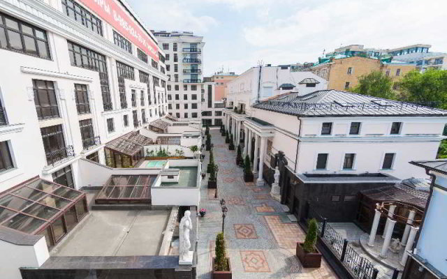 Мини-Отель Privet в Москве - забронировать гостиницу Мини-Отель Privet, цены и фото номеров Москва балкон