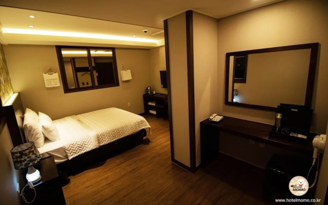 Hotel MOMO