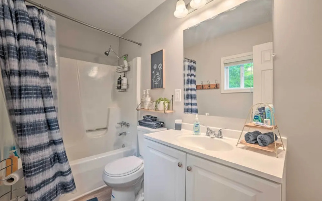Vacation Rental In-between Houghton & Higgins Lake