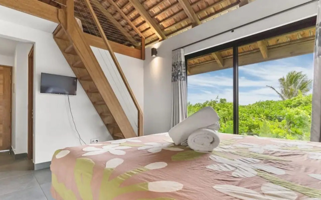 Shoreline Getaway Spacious 3BR Villa in Moorea