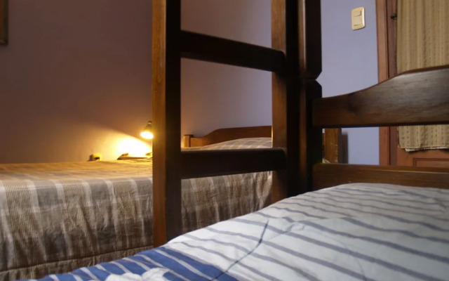 Una Noche Más B & B