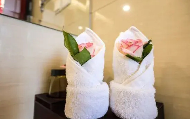 ZhuangHe  Xinxiangge  Hotel
