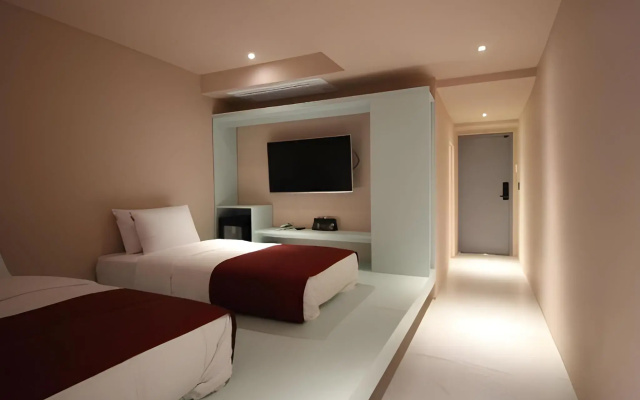 Bobo Hotel Hongdae