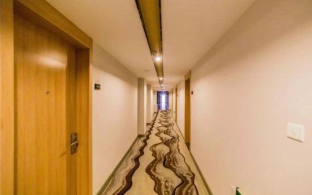 Hohhot Dafu Hotel (Train Station Xinhua Plaza Subway Station Branch)