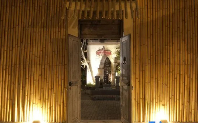 3BR Villa Rabu - Minggu Villas Seminyak