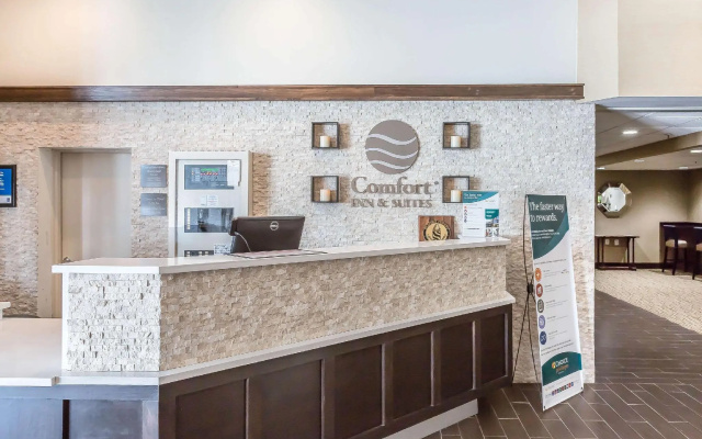 Comfort Inn & Suites Aberdeen near APG