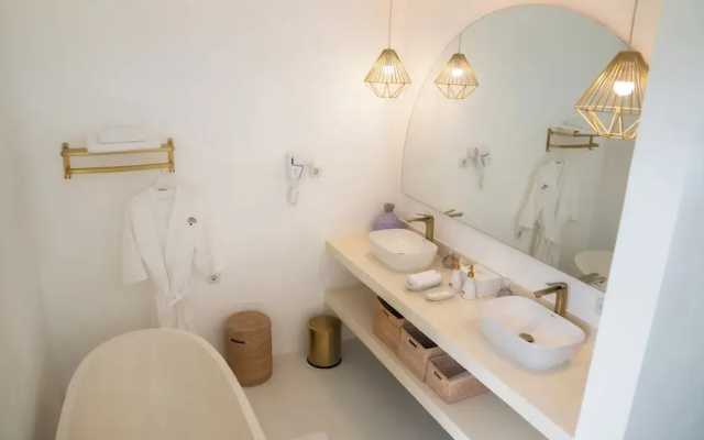 Antana Hotel Bali