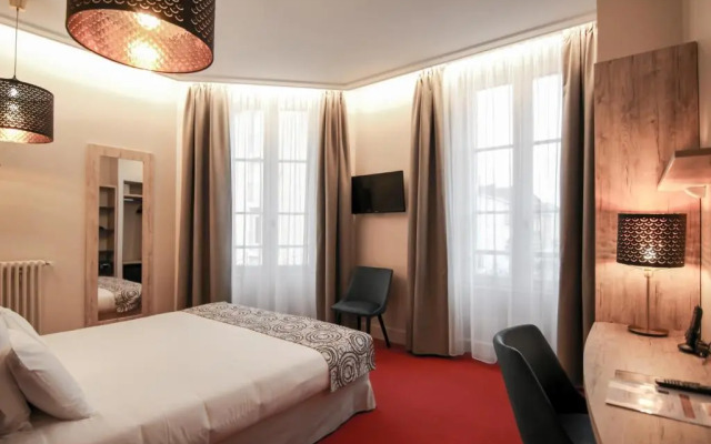 Hotel Montaigne